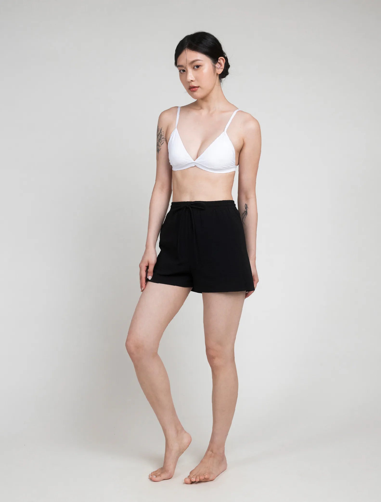 TIMU｜女款泡泡紗度假短褲 - Black 經典黑