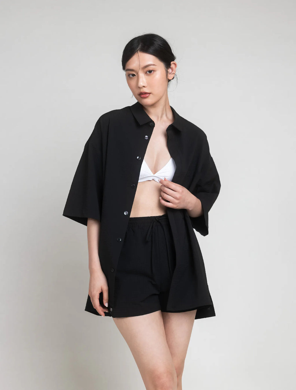 TIMU｜女款泡泡紗度假短褲 - Black 經典黑