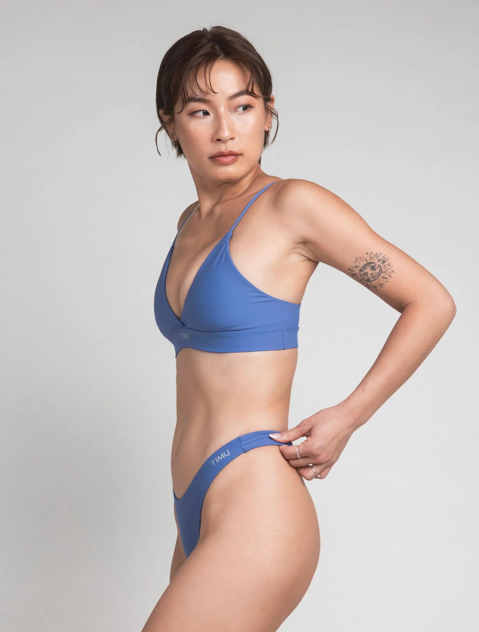 TIMU｜三角疊層運動款上衣 - Mist Blue 霧藍