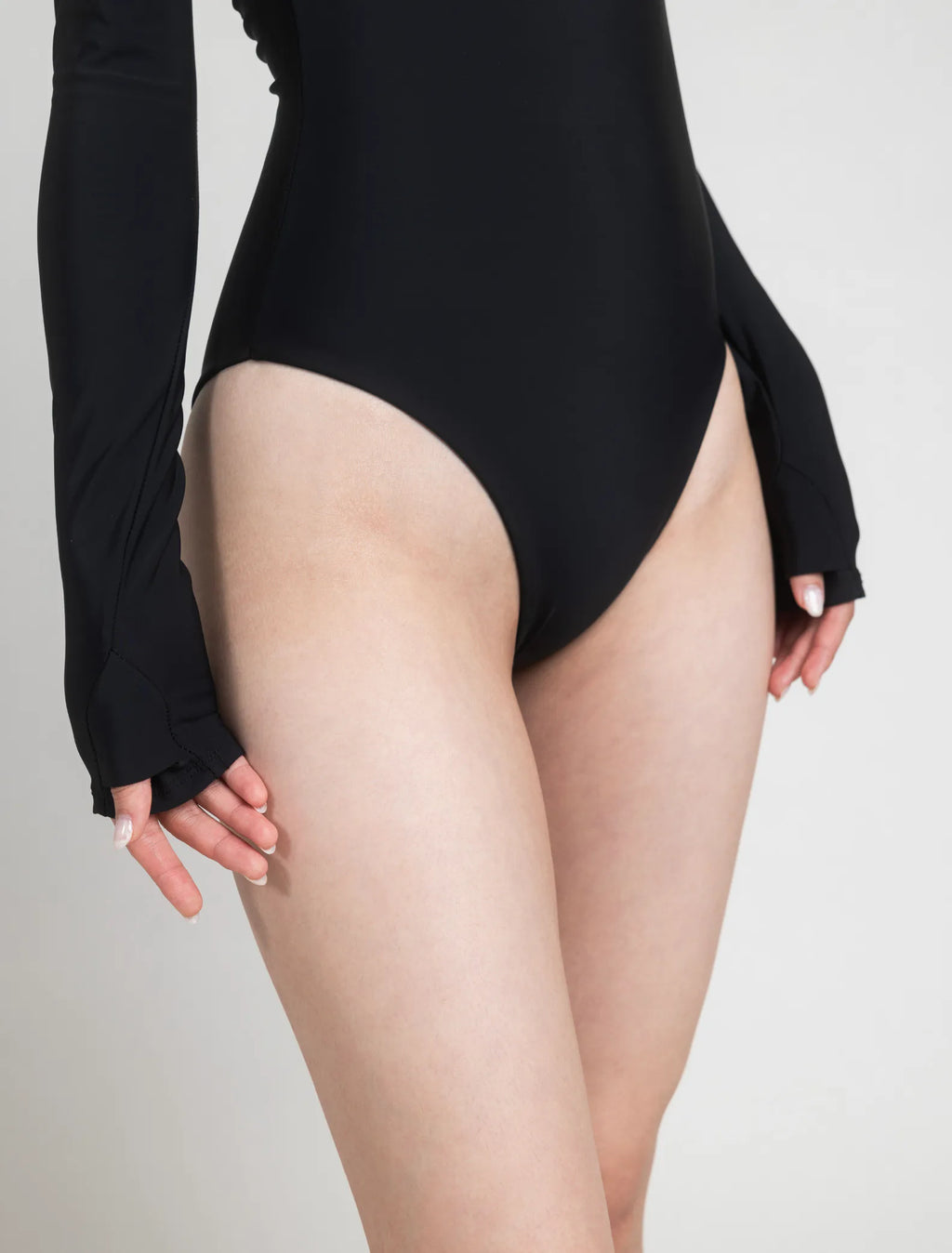 TIMU｜Leopard 連身露背防曬衣(微包臀版) - Black 經典黑