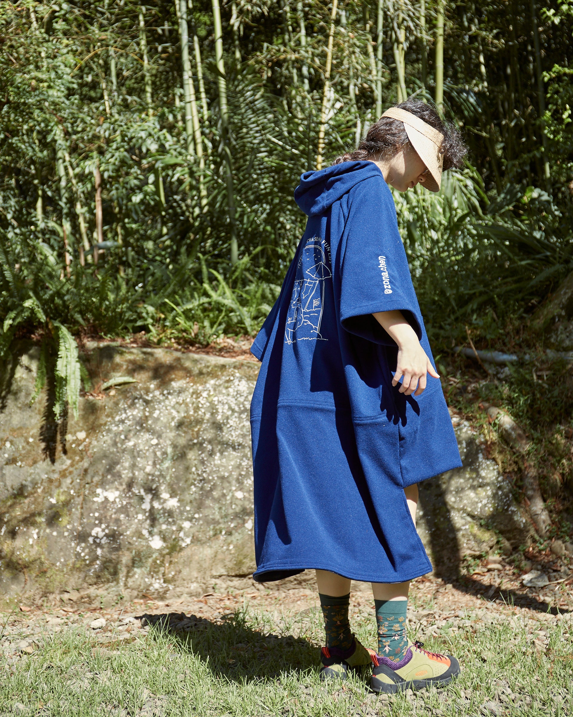 slowdive x moun moun Poncho