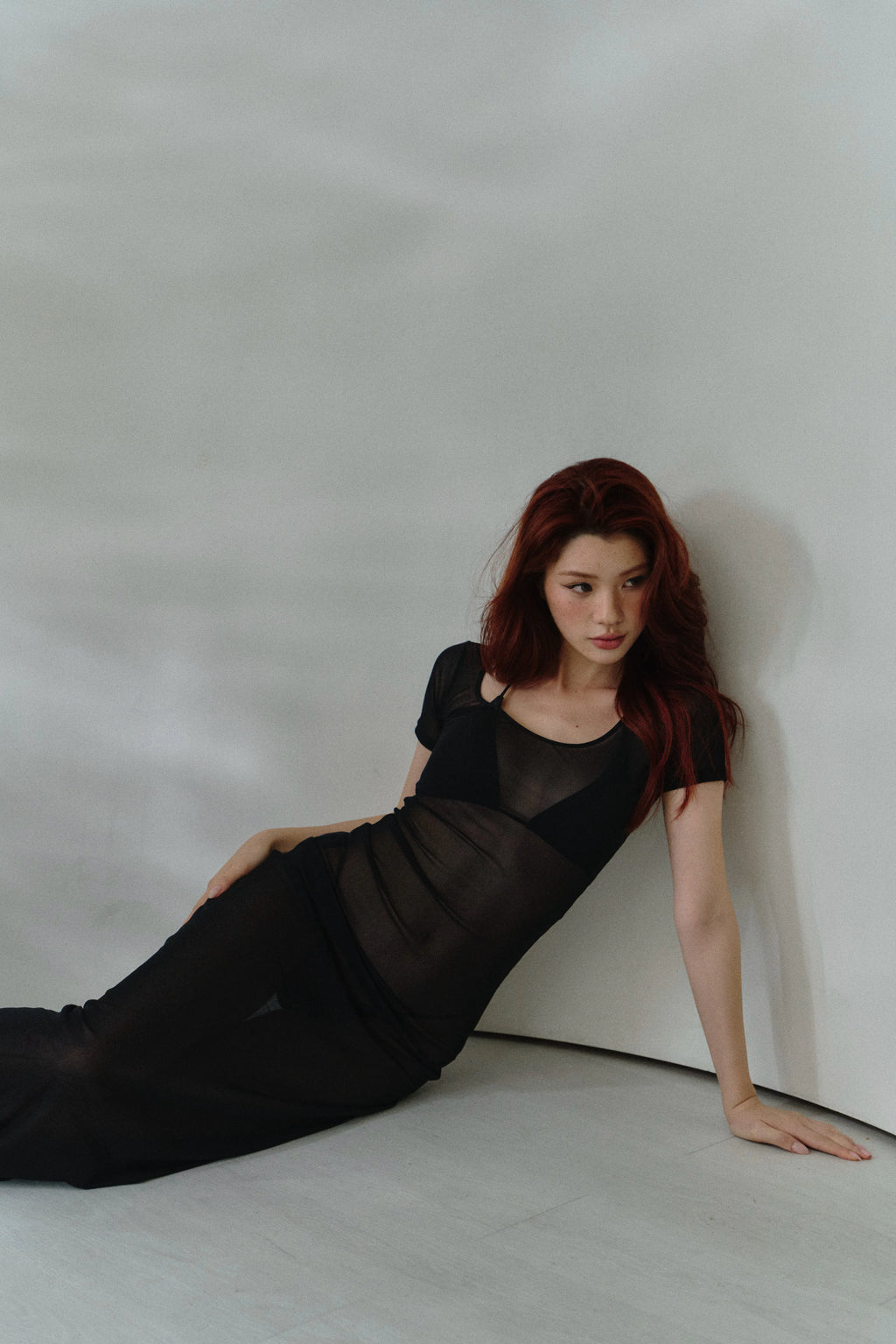 Sealf｜激瘦曲線罩衫裙 - 辣感黑