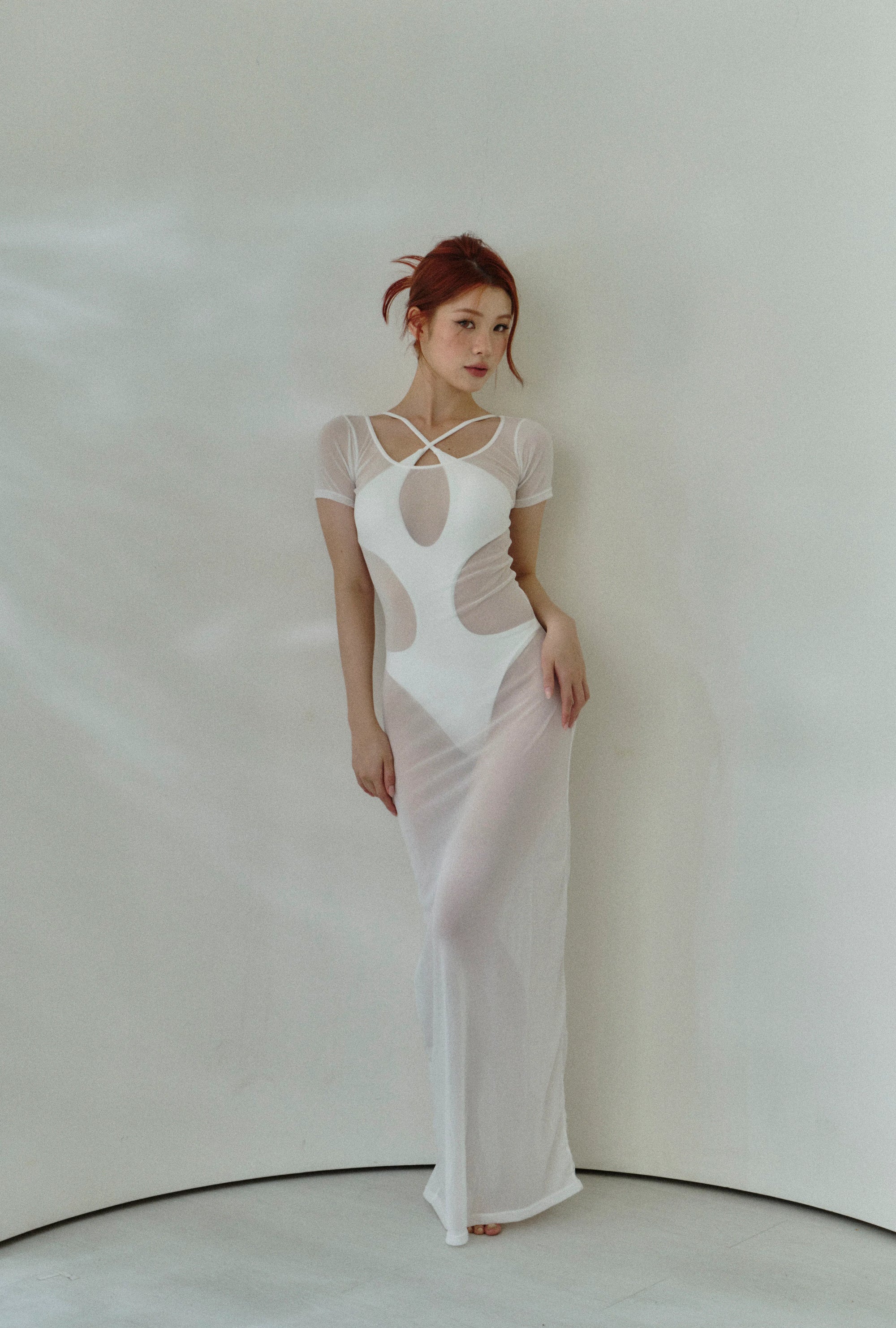 Sealf｜激瘦曲線罩衫裙 - 仙氣白