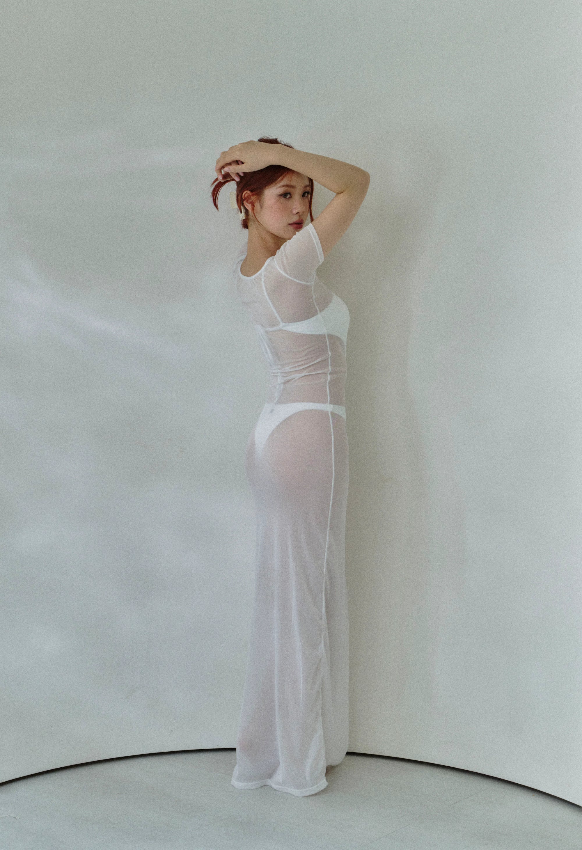 Sealf｜激瘦曲線罩衫裙 - 仙氣白