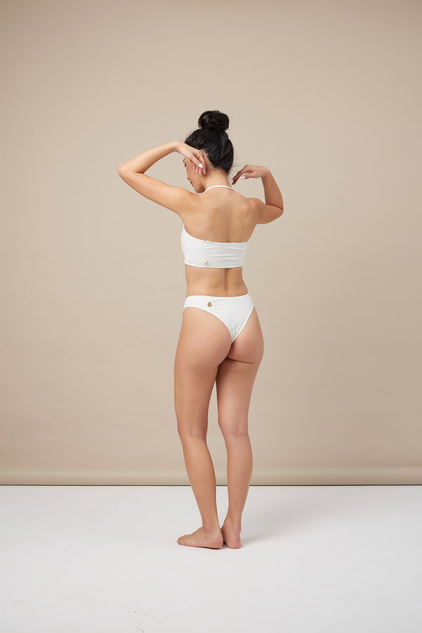 moun moun｜Wine Bottom 美型大挖臀下褲 - #ffffff純白色