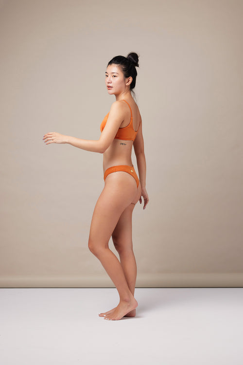 moun moun｜Bellini Top 細肩美領運動式上衣 - SunOrange 陽橙橘